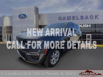 Used 2023 Jeep Grand Cherokee Limited w/ Trailer Tow Prep Group (B)