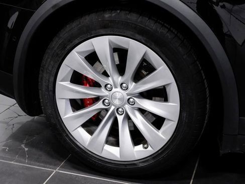 Used 2018 Tesla Model X P100D image 49