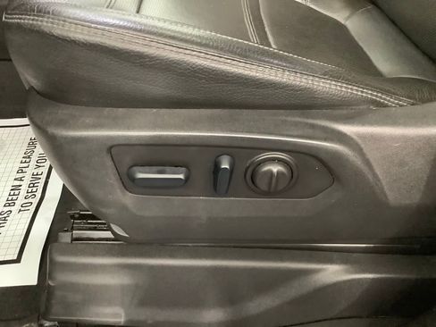 Used 2023 GMC Sierra 2500 Denali image 10