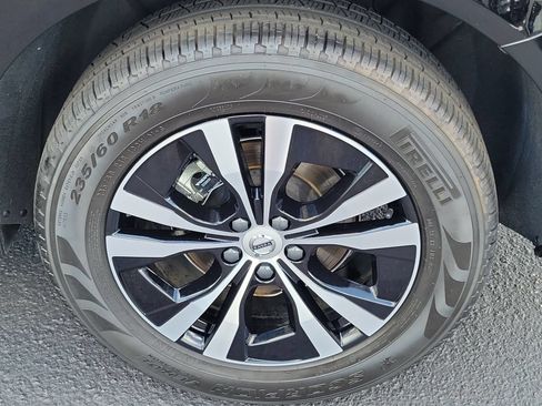 Used 2023 Volvo XC60 B5 Core w/ Climate Package FWD image 8