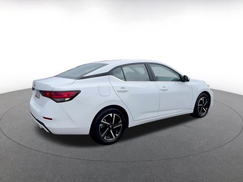 Used 2025 Nissan Sentra SV image 15