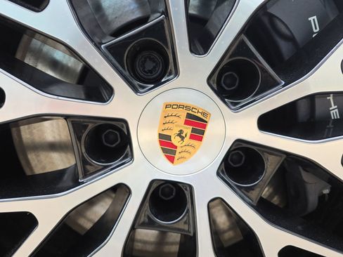 New 2026 Porsche Cayenne AWD/4WD image 12