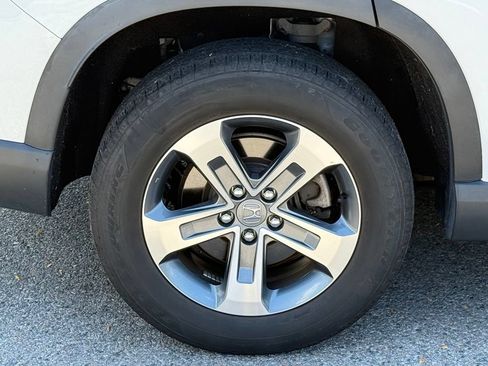 Used 2023 Honda Pilot EX-L image 12
