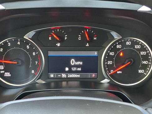 Used 2025 Chevrolet Blazer LT AWD/4WD image 24