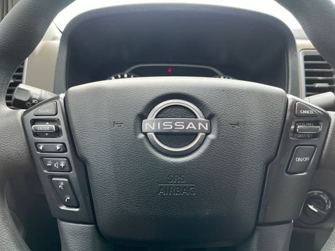 Used 2022 Nissan Frontier SV AWD/4WD image 44