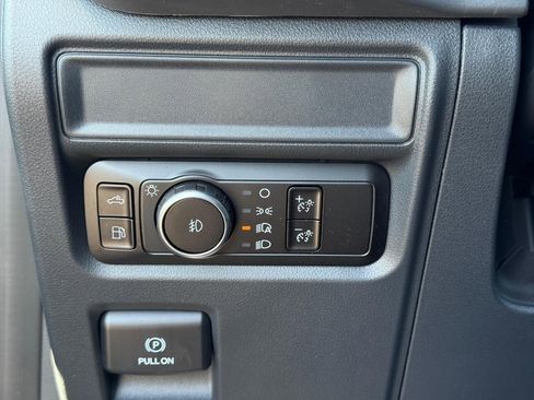 New 2025 Ford F150 XLT w/ Equipment Group 301A Standard image 18