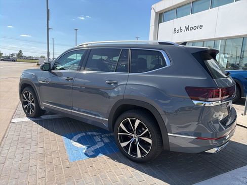 New 2026 Volkswagen Atlas SEL Premium R-Line AWD/4WD image 7