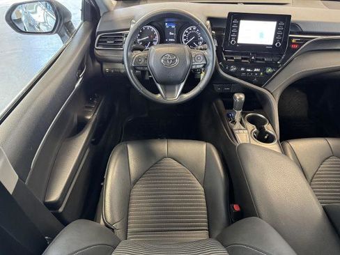 Used 2022 Toyota Camry SE image 20