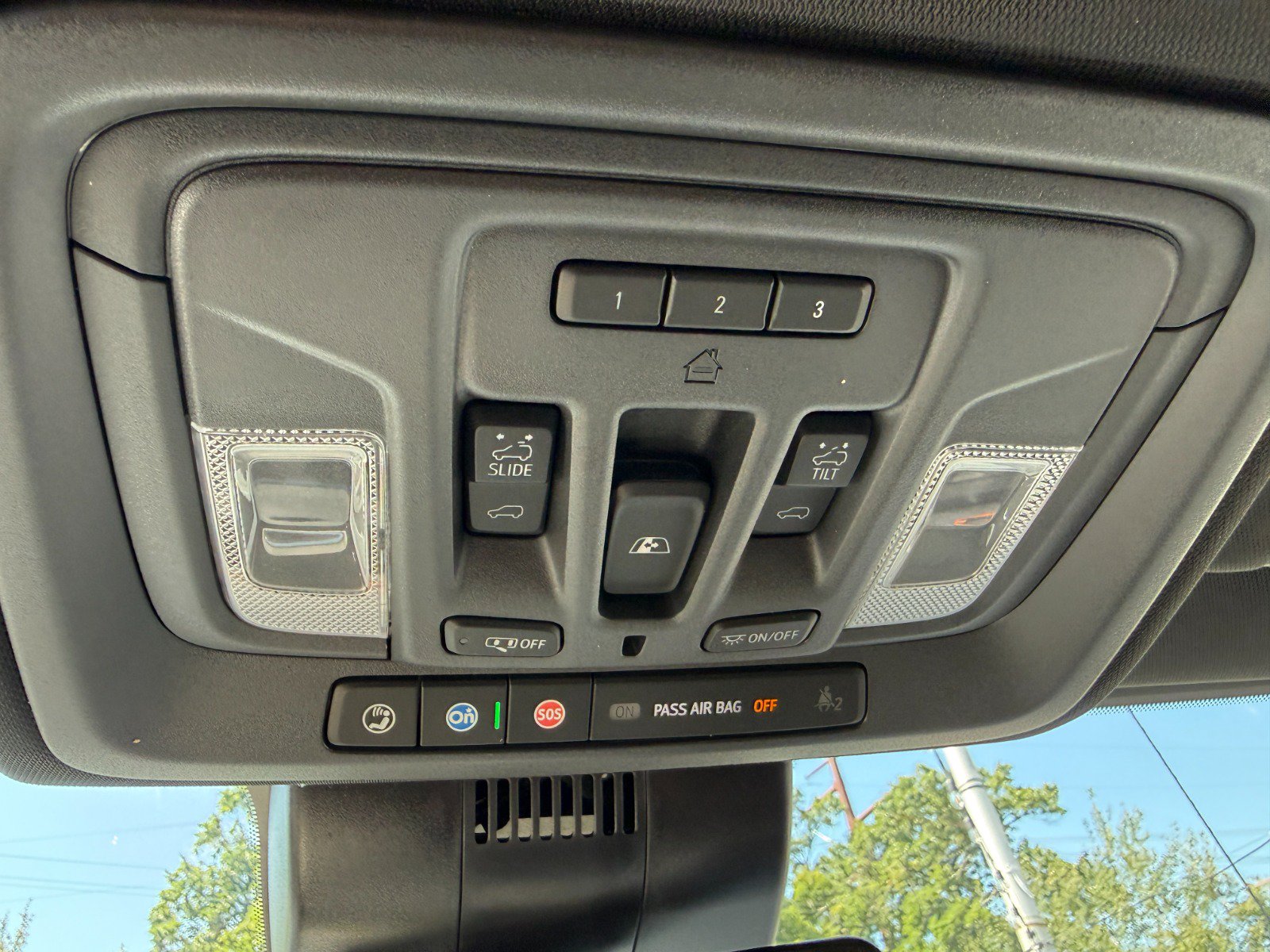 Certified 2024 GMC Sierra 1500 AT4 w/ AT4 Preferred Package AWD/4WD image 37