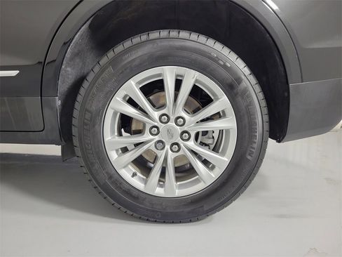 Certified 2023 Cadillac XT5 Luxury image 10