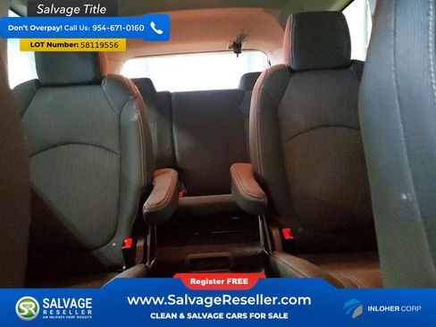 Used 2017 Chevrolet Traverse LT AWD/4WD image 13