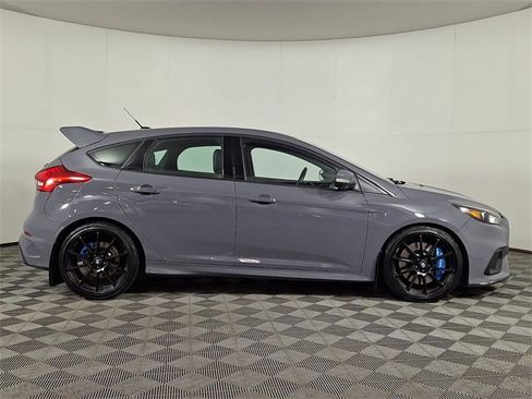 Used 2017 Ford Focus RS image 10