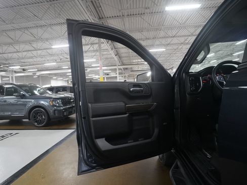 Used 2020 Chevrolet Silverado 1500 LT Trail Boss AWD/4WD image 27