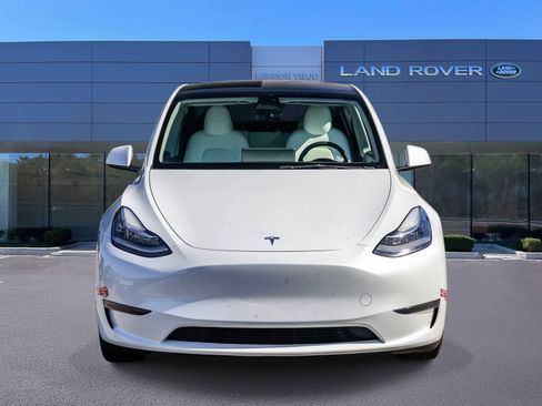 Used 2023 Tesla Model Y Long Range image 2