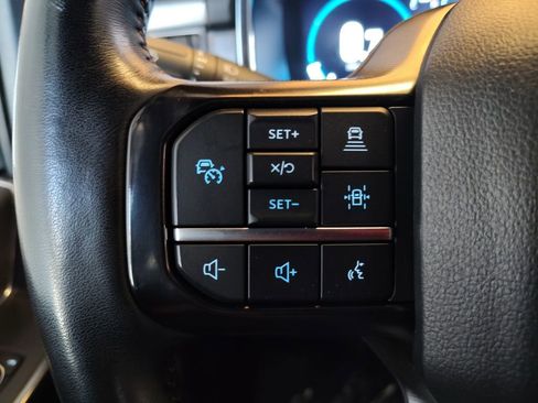 Used 2023 Ford F150 Platinum image 10