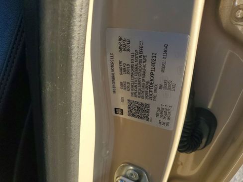 Used 2023 Chevrolet Colorado Z71 w/ Z71 Convenience Package 2 image 50