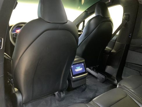 Used 2023 Tesla Model X AWD/4WD image 44