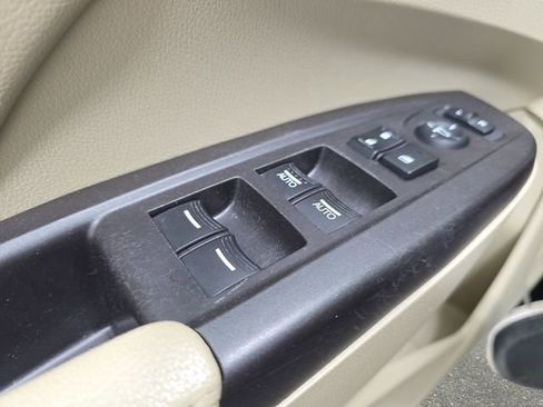 Used 2015 Acura RDX AWD image 25