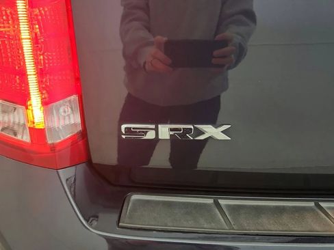 Used 2016 Cadillac SRX Luxury w/ Driver Awareness Package image 34