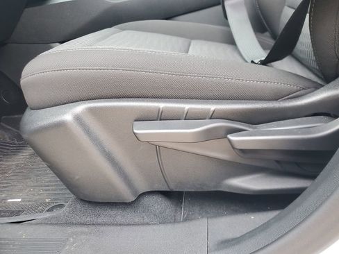 New 2026 Chevrolet Equinox LT w/ Midnight Edition FWD image 12