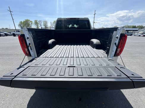 New 2026 GMC Sierra 1500 SLT w/ SLT Premium Plus Package AWD/4WD image 20