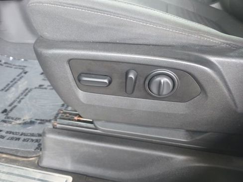 Used 2021 Chevrolet Silverado 1500 LT Trail Boss w/ Bed Protection Package image 24