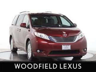 Used 2017 Toyota Sienna XLE w/ XLE Navigation Package FWD video 1