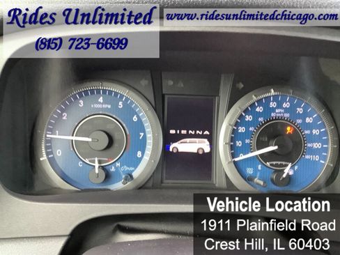 Used 2018 Toyota Sienna Limited Premium w/ Carpet Mat Package AWD/4WD image 21