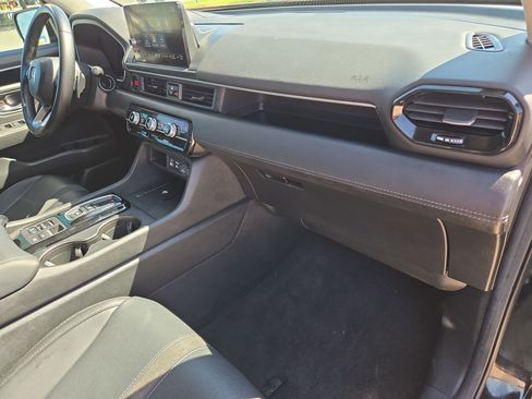 Certified 2025 Honda Pilot EX-L image 31