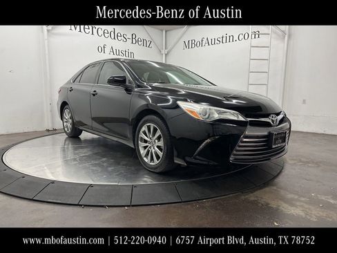 Used 2015 Toyota Camry XLE FWD image 1