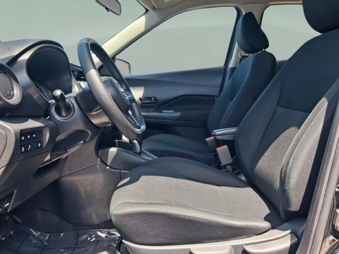 Used 2024 Nissan Kicks S FWD image 23