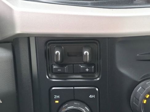 Used 2025 Ford F250 XLT image 18