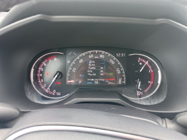 Used 2025 Toyota RAV4 XLE w/ Convenience Package AWD/4WD image 9