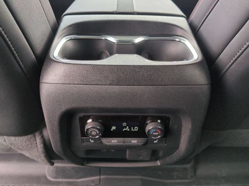 Certified 2026 Chevrolet Traverse RS w/ LPO, Floor Liner Package AWD/4WD image 22