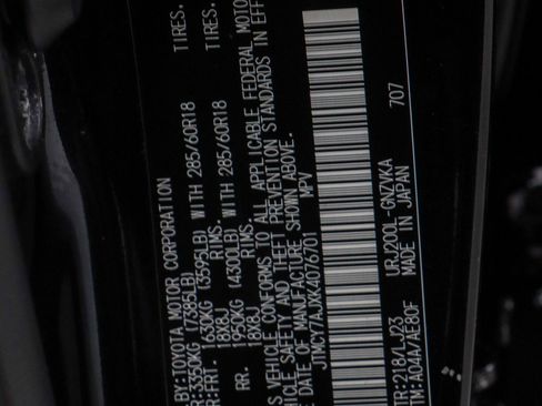 Used 2019 Toyota Land Cruiser image 36