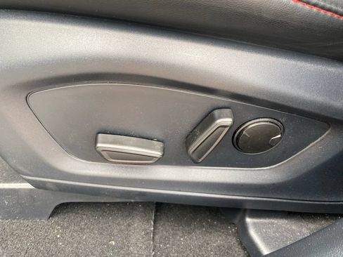 Used 2025 Ford Explorer ST-Line RWD image 10