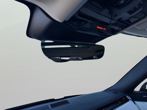 Used 2024 Land Rover Range Rover SE image 22