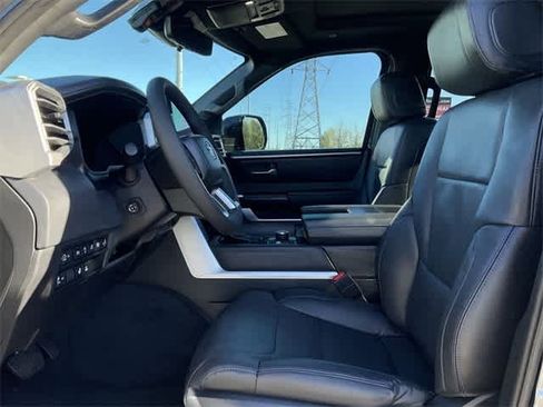 Used 2025 Toyota Tundra Platinum image 13