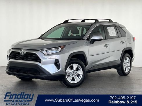 Used 2020 Toyota RAV4 XLE w/ Convenience Package image 1