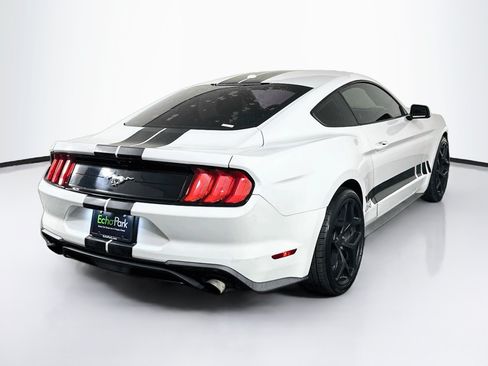Used 2019 Ford Mustang Coupe RWD image 9