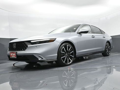 Used 2023 Honda Accord Touring image 35