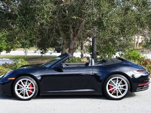Used 2022 Porsche 911 Carrera 4S image 30