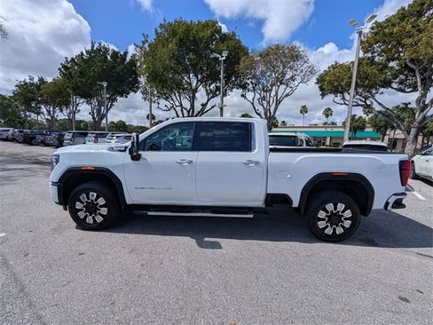 Used 2024 GMC Sierra 2500 Denali w/ Denali Reserve Package image 4