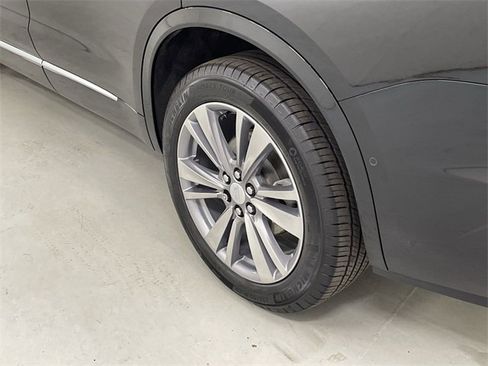 Certified 2025 Cadillac XT6 Premium Luxury w/ Platinum Package image 17