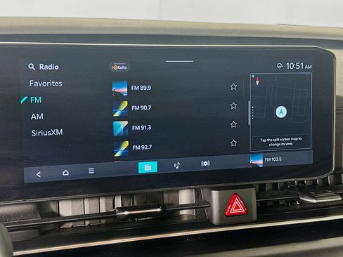 Used 2025 Kia Carnival FWD image 21