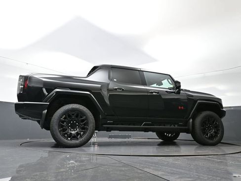 New 2025 GMC Hummer EV 2X w/ LPO, Sport Package image 45