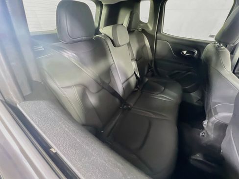 Used 2022 Jeep Renegade Limited AWD/4WD image 26