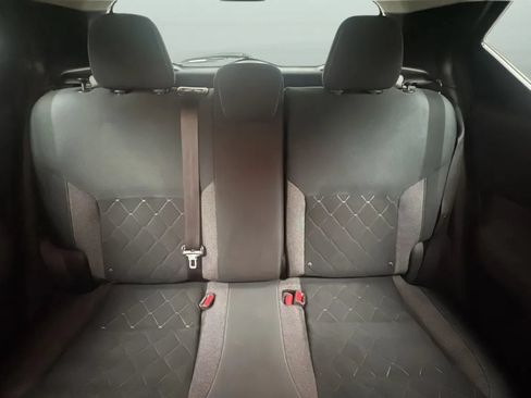 Used 2019 Nissan Kicks S FWD image 20