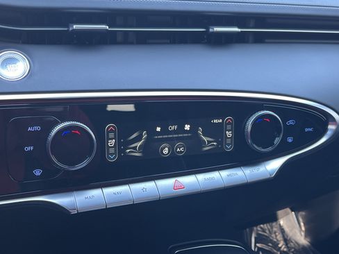 Used 2025 Genesis GV70 3.5T Sport w/ Sport Advanced Package image 6