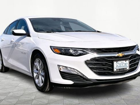 Used 2025 Chevrolet Malibu LT image 12